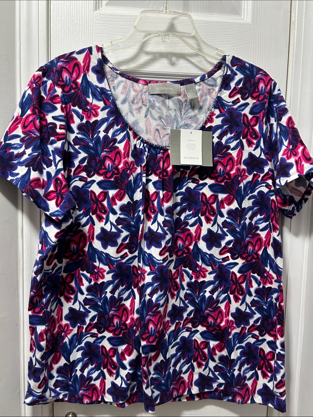 Liz Claiborne Pink & Blue Floral Short Sleeve Tee
